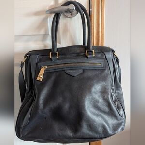 Marc Jacobs Elegant Navy Blue Leather Tote Bag
